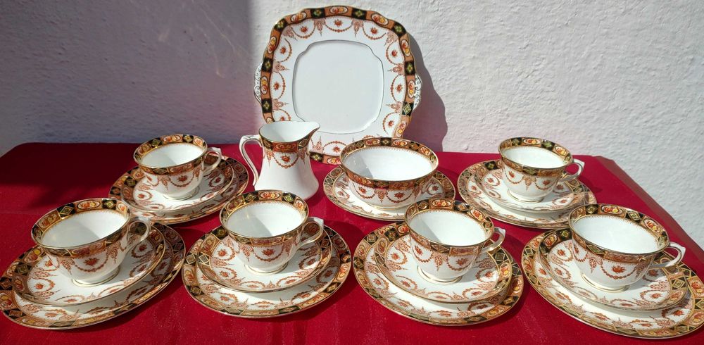 Антикварен сервиз Royal Albert Devon стил Imari
