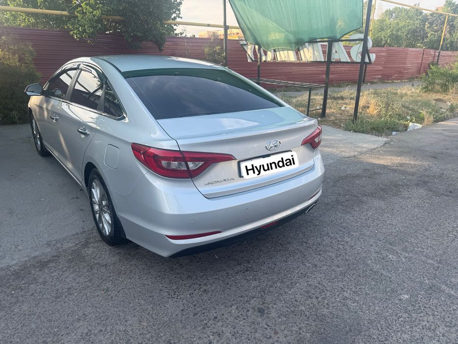 Hyundai sonata lf