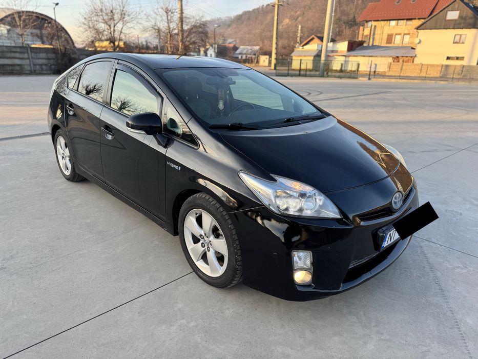 Vând/ schimb Toyota Prius 3 - 08.2009 - 1.8 hybrid - 136 HP - Euro 5