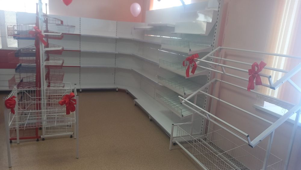 Стеллажи для магазина полка