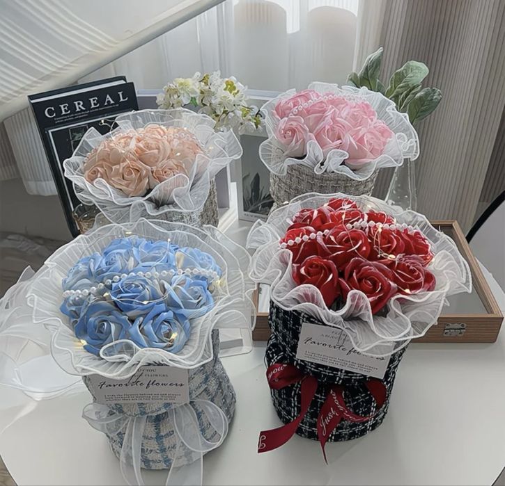 Наборы  из мыльных роз