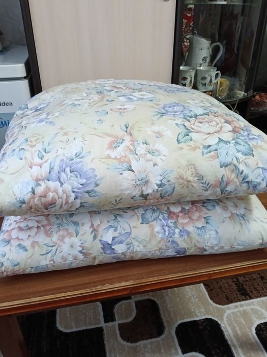 Продам подушки перо.