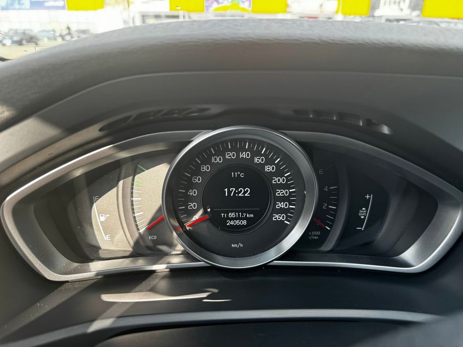 Volvov40 Cross Country 2015