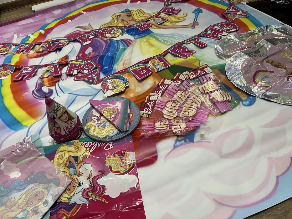 Vand banner 1,90 x 1,60 Barbie