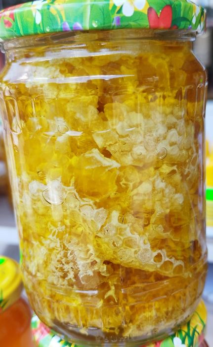 Пчелна пита с мед / мед в пита /  мед с разпечатка РЕКОЛТА 2025