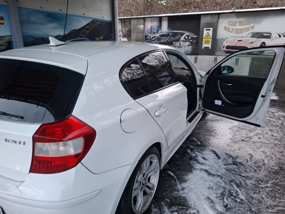 Vând bmw seria120i