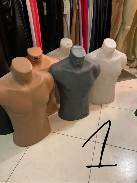 Цели манекени , торс манекени и оборудване за магазин