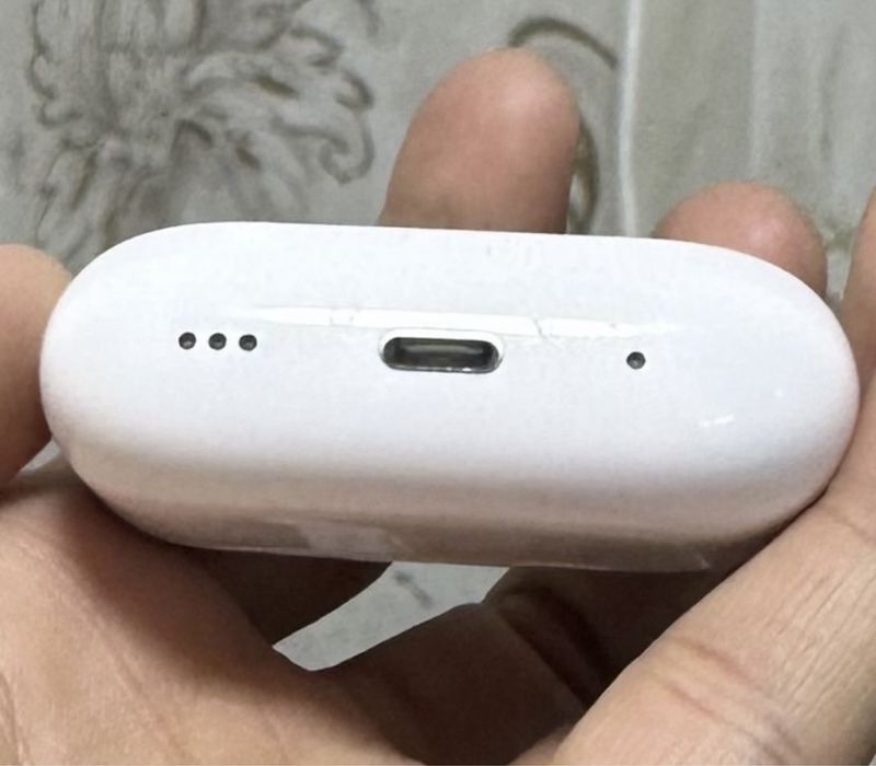 Apple AirPods PRO 2nd gen. LIGHTNING (ORIGINAL)