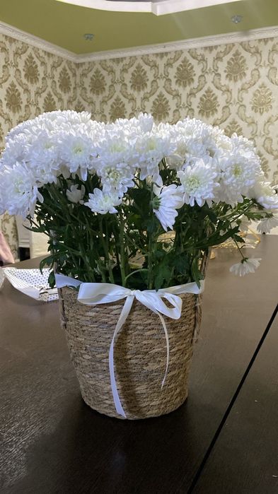 Тез арада гул сатылады.