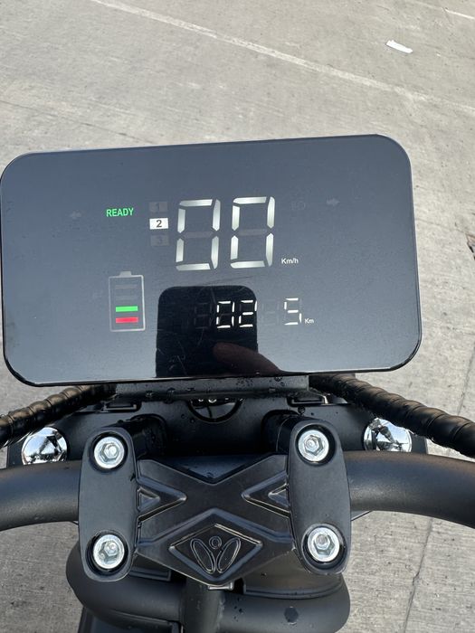 Scuter electric fără carnet, înmatriculat