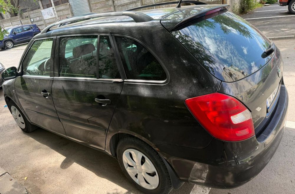 SKODA Fabia 2011 — imagine 3