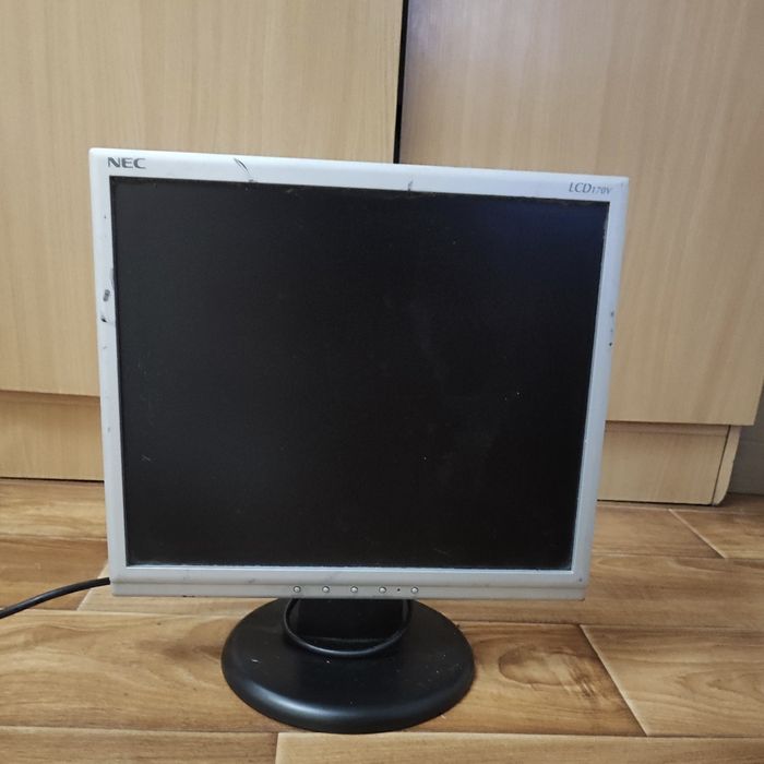 Монитор продам...