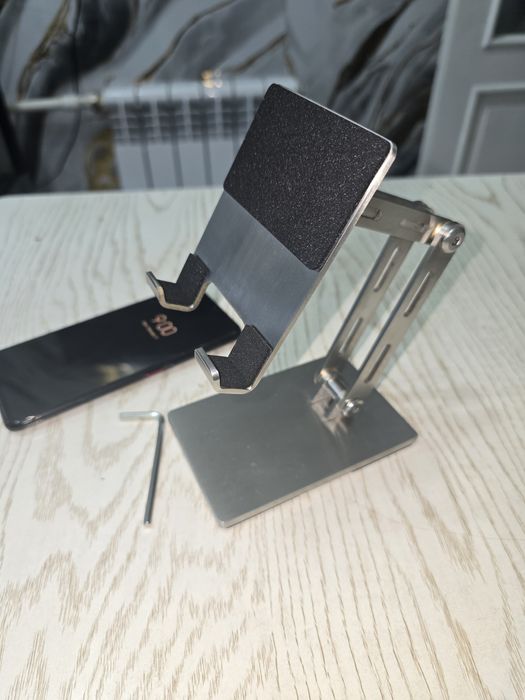 Подставка Держатель Телефона Планшета из нержавеющей стали весом 1 кг