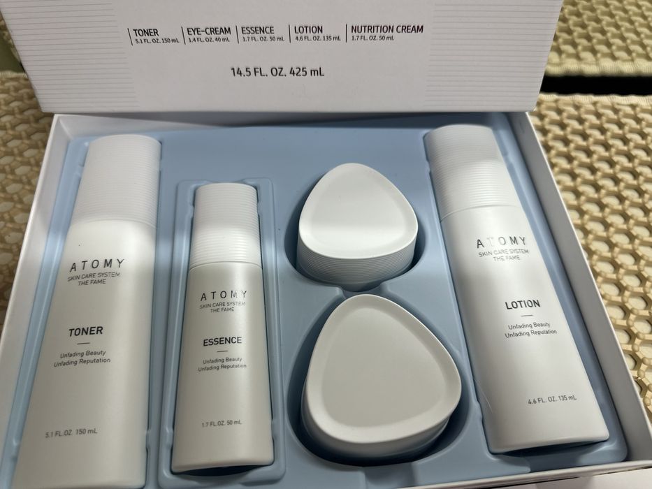 Продам набор кремов Атоми!