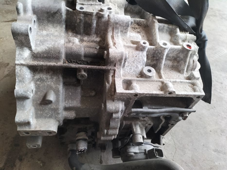 Автоматична скоростна кутия Toyota Auris 1.8 VVT-I Hybrid / Тойота Аурис 1.8 ВВТ-И Хибрид 2014г. Код: P9093A13
