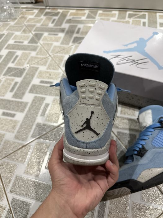 jordan 4 university blue