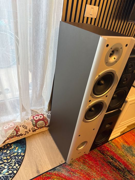 Boxe Jamo S718 bass puternic