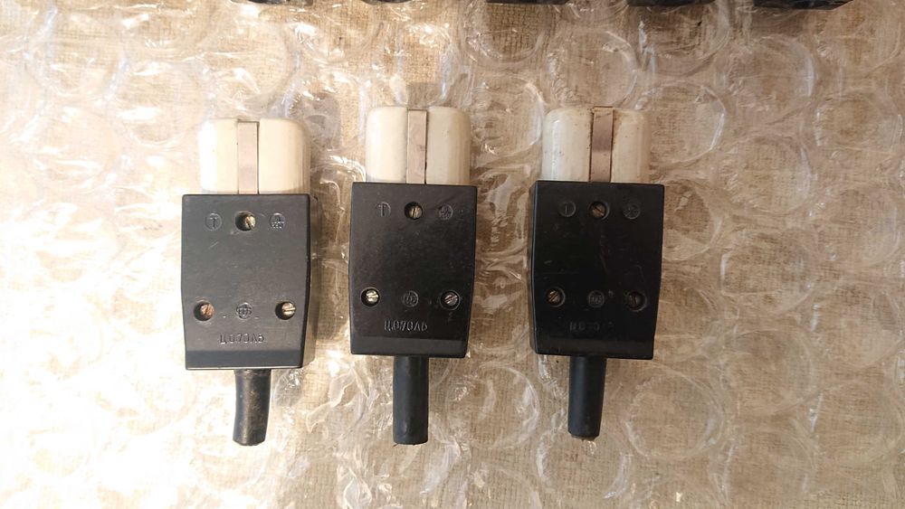 Нови старо производство щекери и щепсели  .Използвани щепсели.