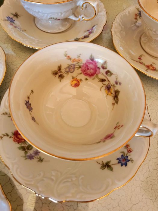 Изключително красив сервиз за кафе