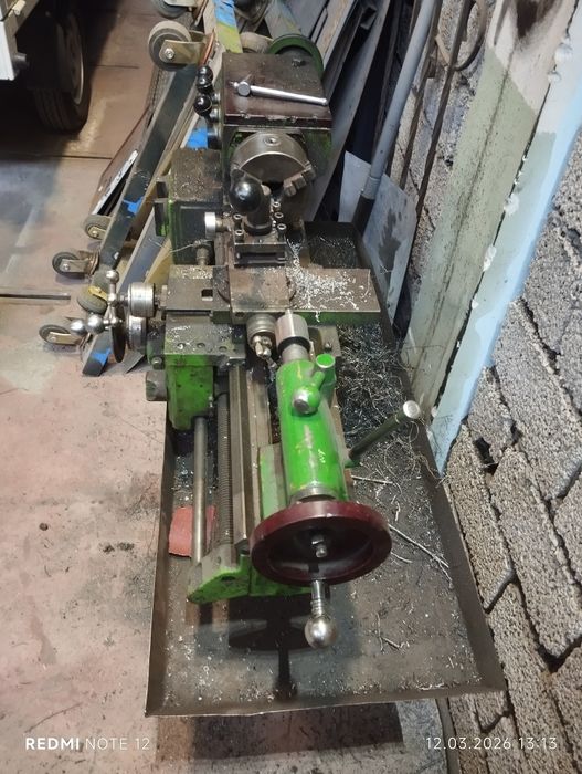 Продается токарный станок тв4