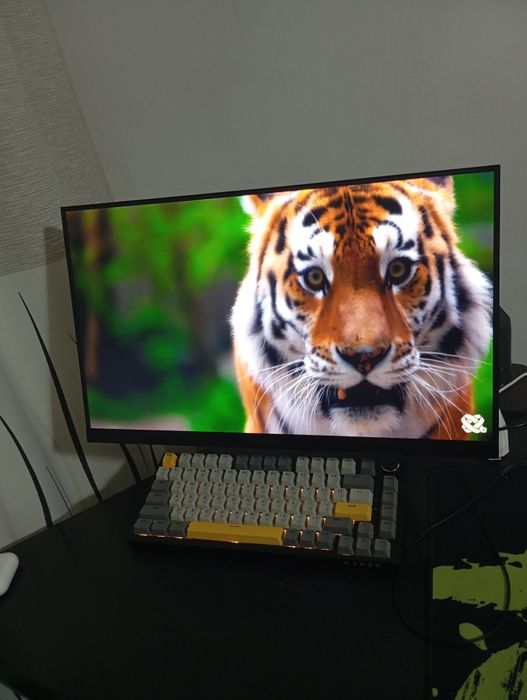 Монитор Samsung продается