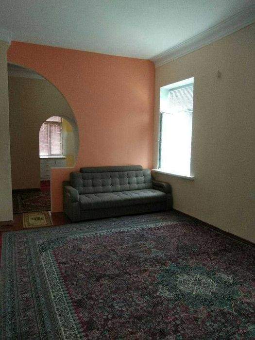 Фарғона шаҳар, Ал-Фарғоний кўчаси 55/6 уй сотилади.