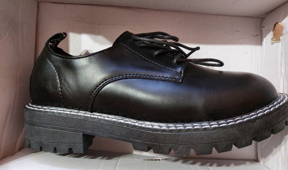 Туфли - ботинки    .