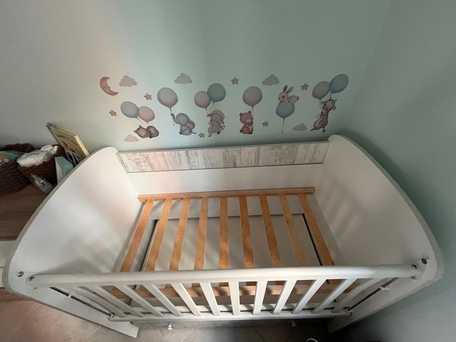 Дървена кошара с две нива на матрака