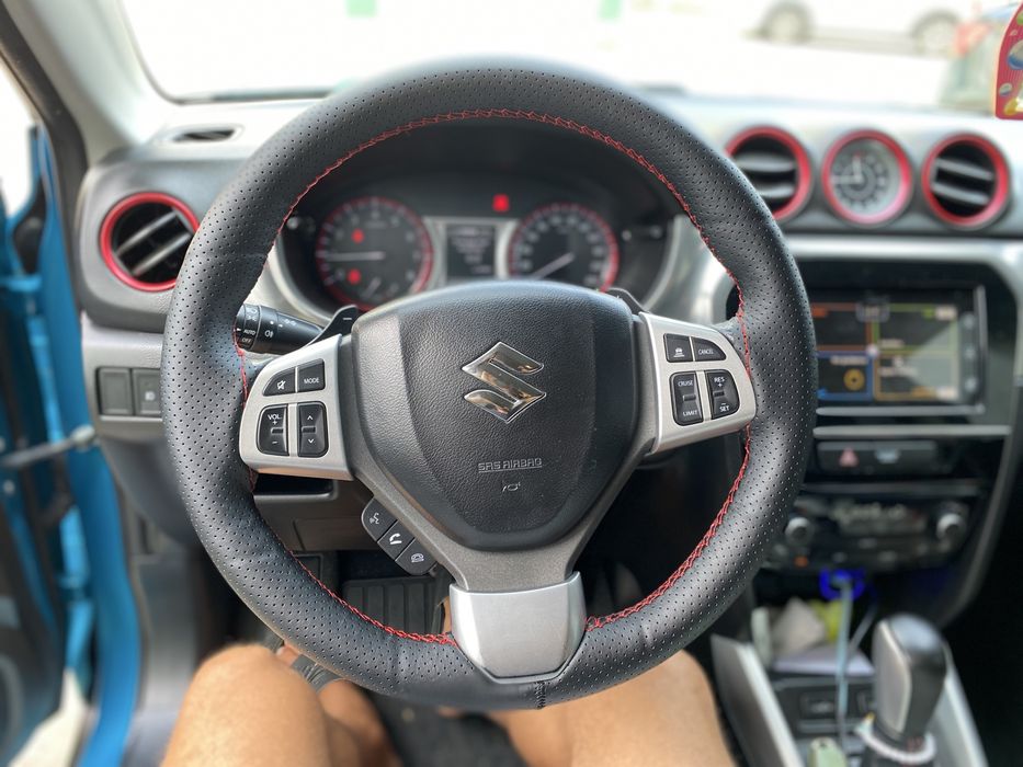 Montaj+husa volan din piele cusută manual (AUTOTURISM, DUBE, TIR)