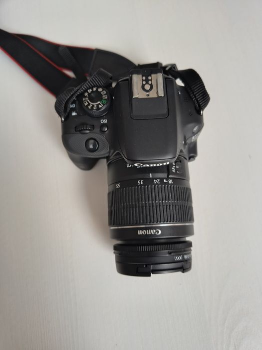 Canon DSLR EOS 100d фотоапарат
