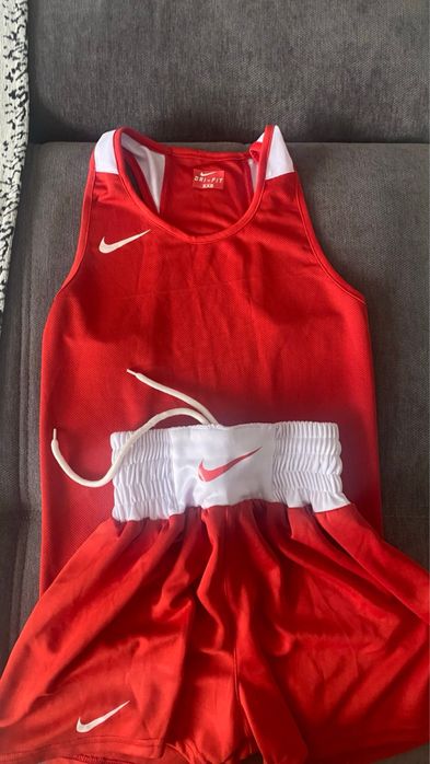 Продам боксерскую форму