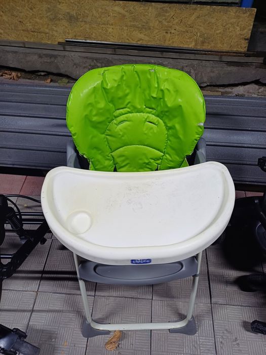 Детский стульчик для кормления