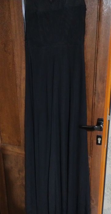 Официална черна рокля