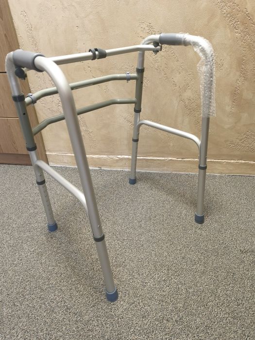 Сгъваема алуминиева проходилка - рамка