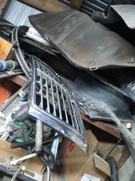 Запчасти на Мерседес 124