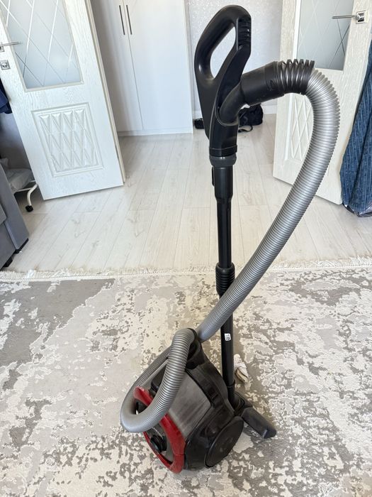 Пылесос в рабочем состояний