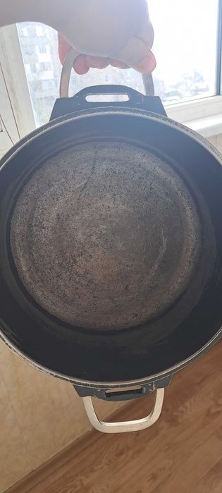 Казан  большой бу продам