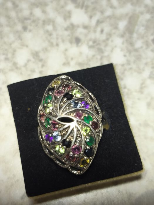 Кольцо серебро с самоцветами