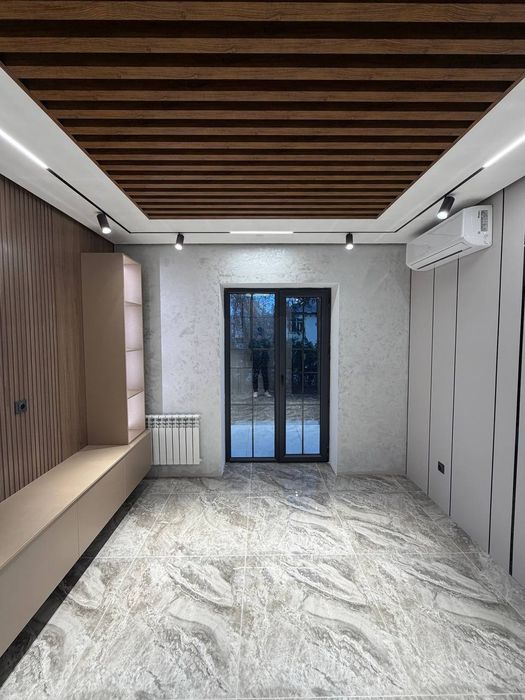 Срочно продается нежилое помещение , ориентир: Новомосковская, 74м²