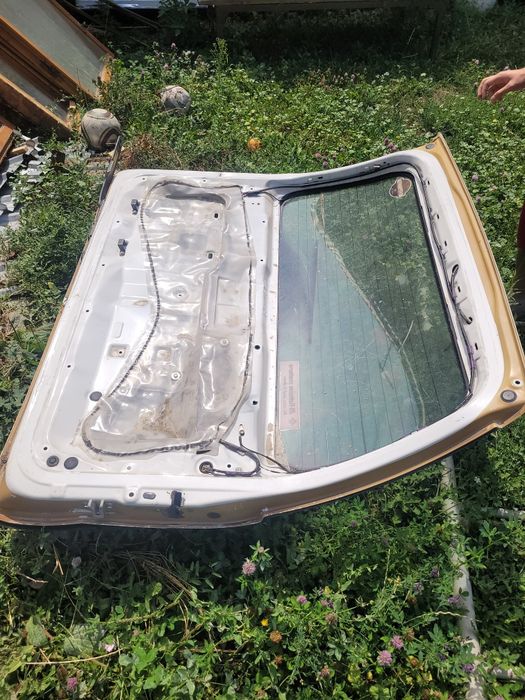 Продам заднюю дверь Toyota Prado