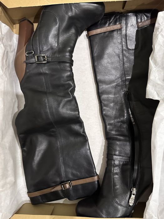 Продам осенние сапоги кожаные