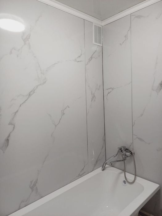 Продам 2 ком квартиру 2/5 в р-оне 3 гор больницы