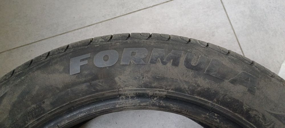 Шины R 17 в отличном состоянии.