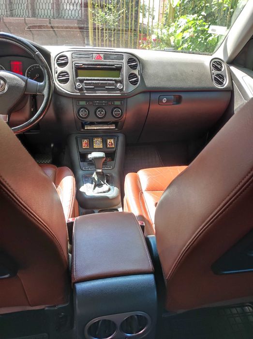 Tiguan.  2,0...tsi
