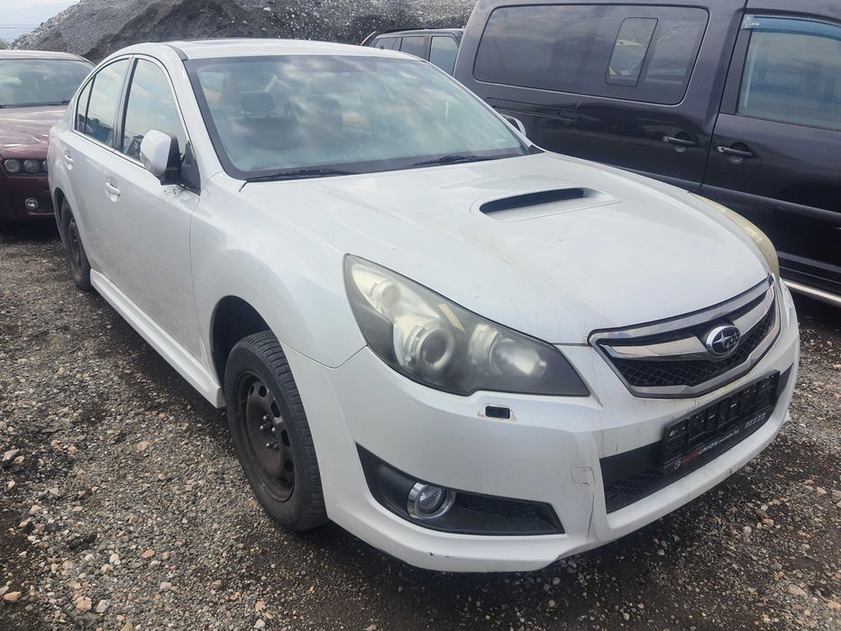 На части! Subaru Legacy 2.0 Sport