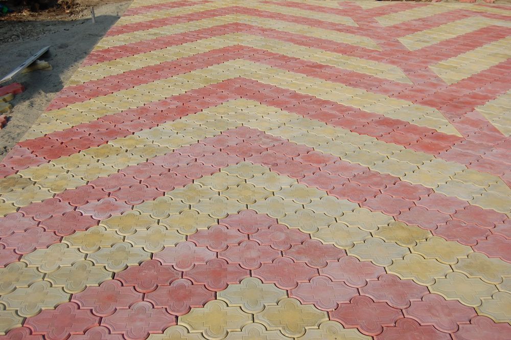 Pavaj borduri pavele pentru gradina si piscina. Montaj pavaj