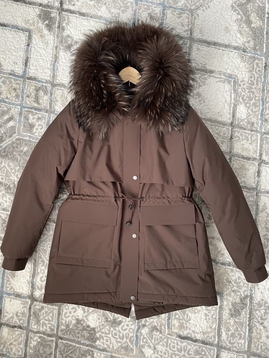 Продам парку новую