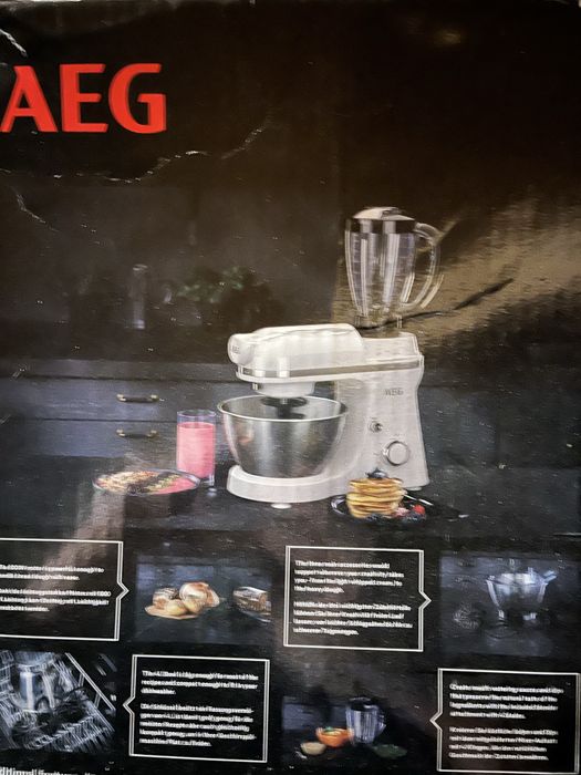 Vand robot de bucatarie Aeg 800w