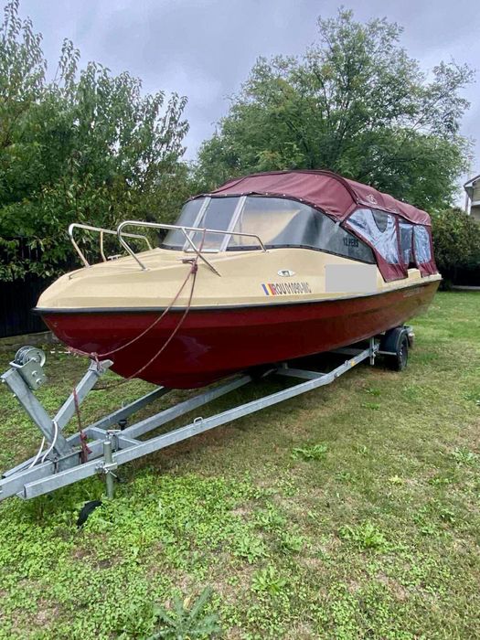 Vand barca corsar 730wt ( primul propietar, ca noua)