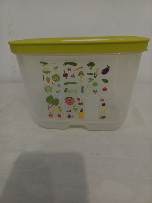 Tupperware контейнер Умный холодильник 1.8 л